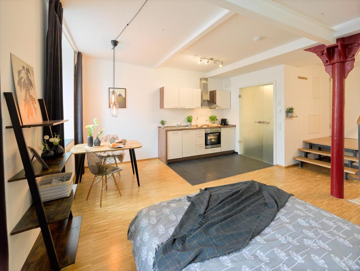 ☆Design Apartment Zentral☆200M Vom Marktplatz☆Ruhige Altstadtlage☆ Reutlingen Bagian luar foto