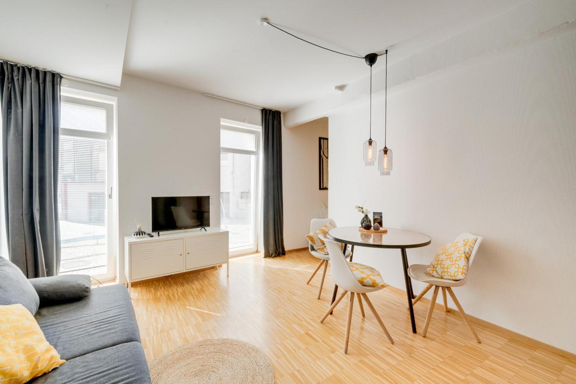 ☆Design Apartment Zentral☆200M Vom Marktplatz☆Ruhige Altstadtlage☆ Reutlingen Bagian luar foto