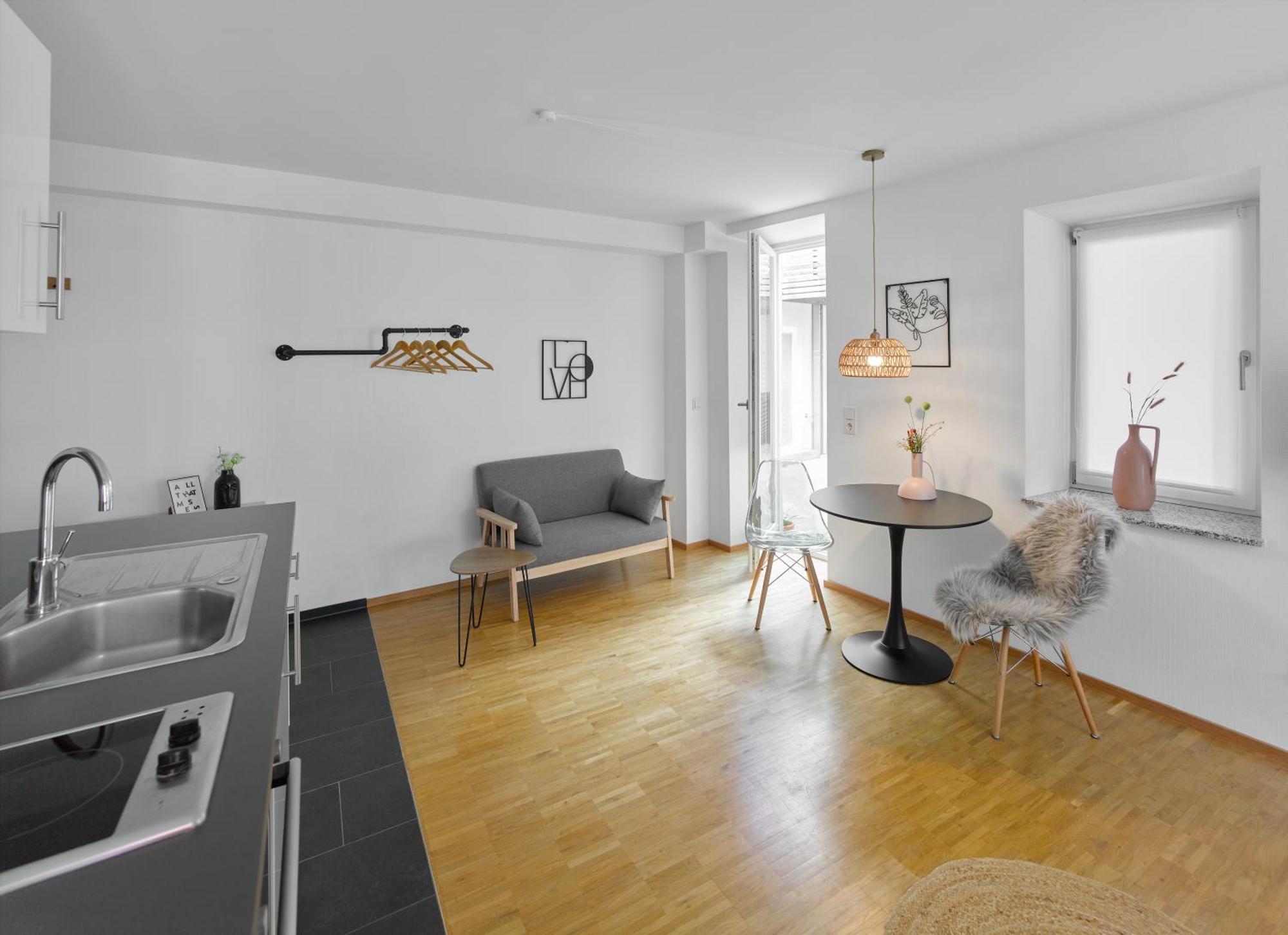 ☆Design Apartment Zentral☆200M Vom Marktplatz☆Ruhige Altstadtlage☆ Reutlingen Ruang foto